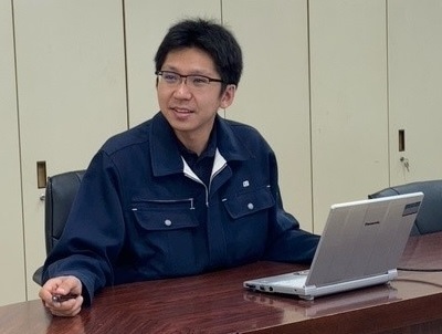 社員インタビュー 業務部業務課 小川 大樹さん DG株式会社 採用情報 小川 大樹さん